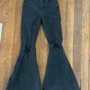 Black Flared Women's Jeans